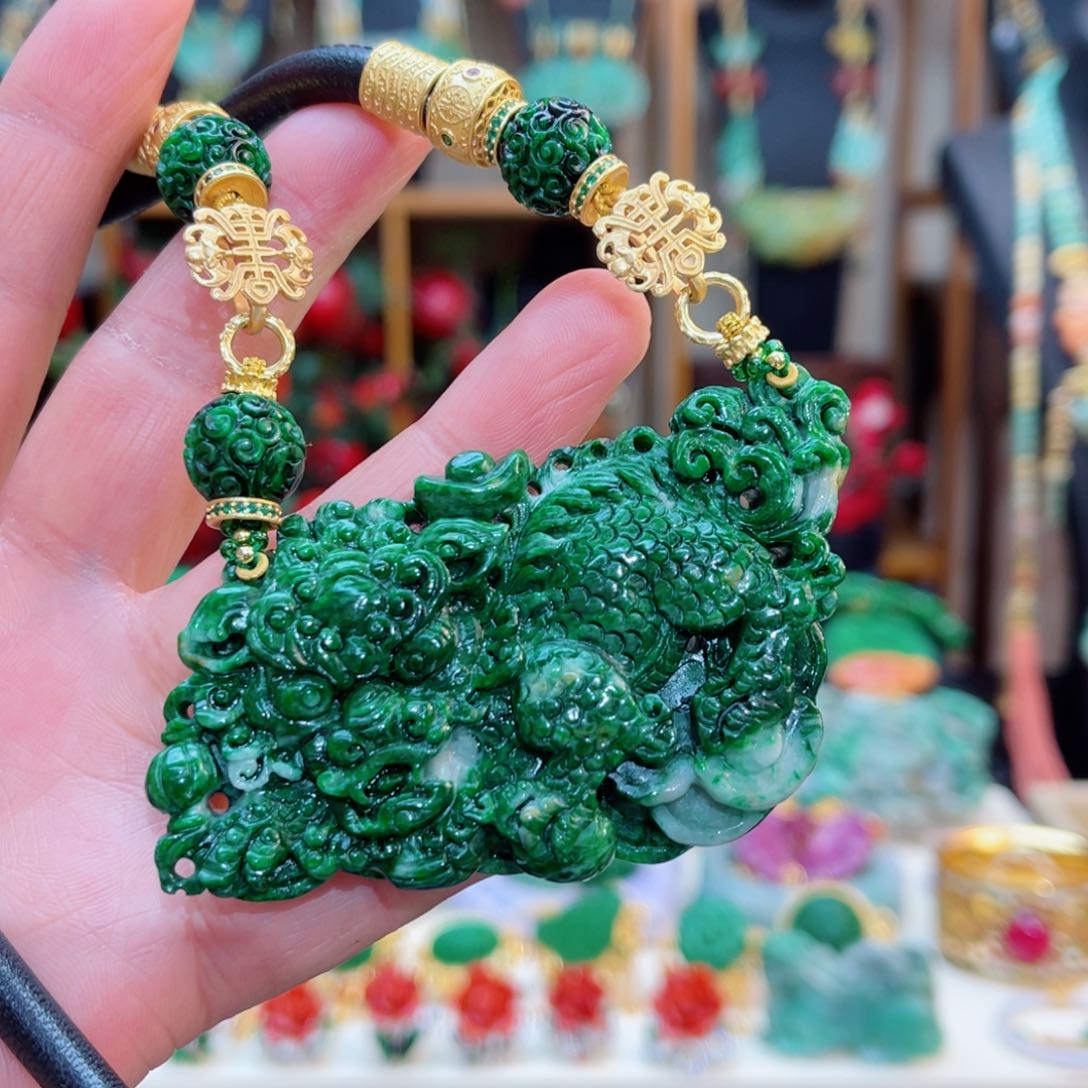 翡翠颈饰合金48小时鉴赏期