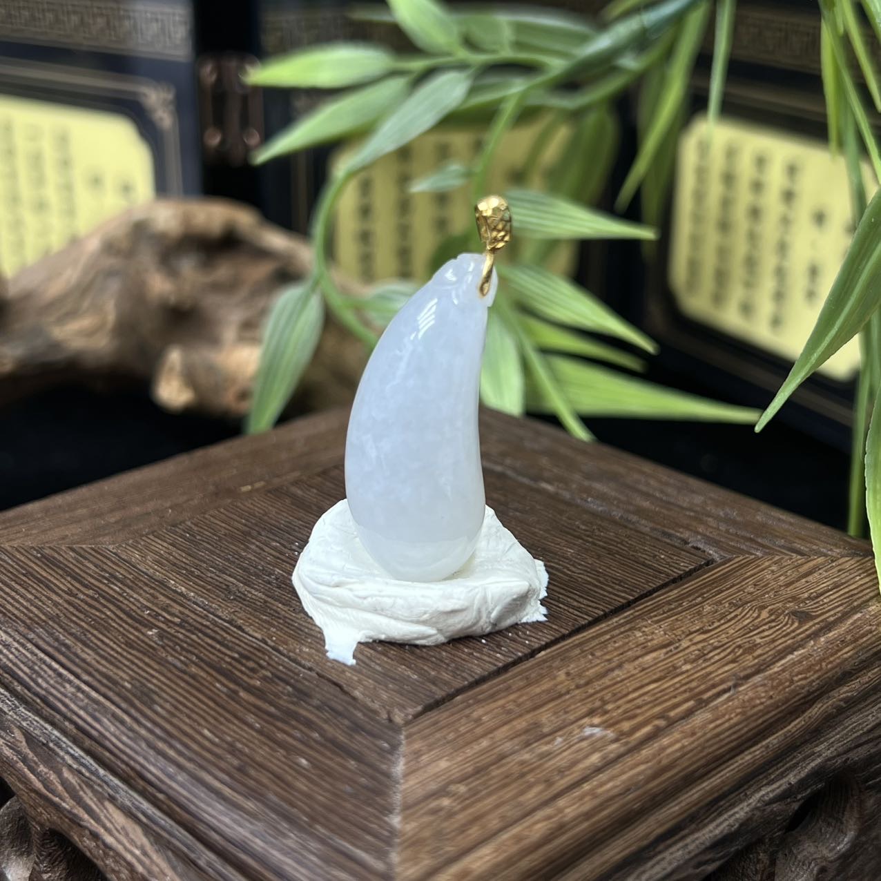 LYPM-17-16镶嵌件3-1白冰福瓜