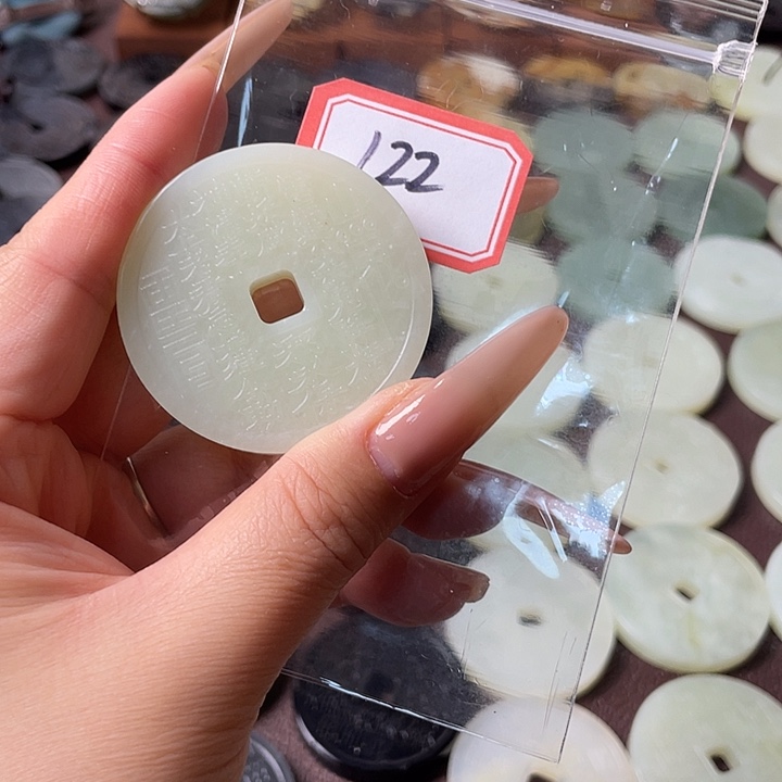 蛇纹石玉合金颈饰