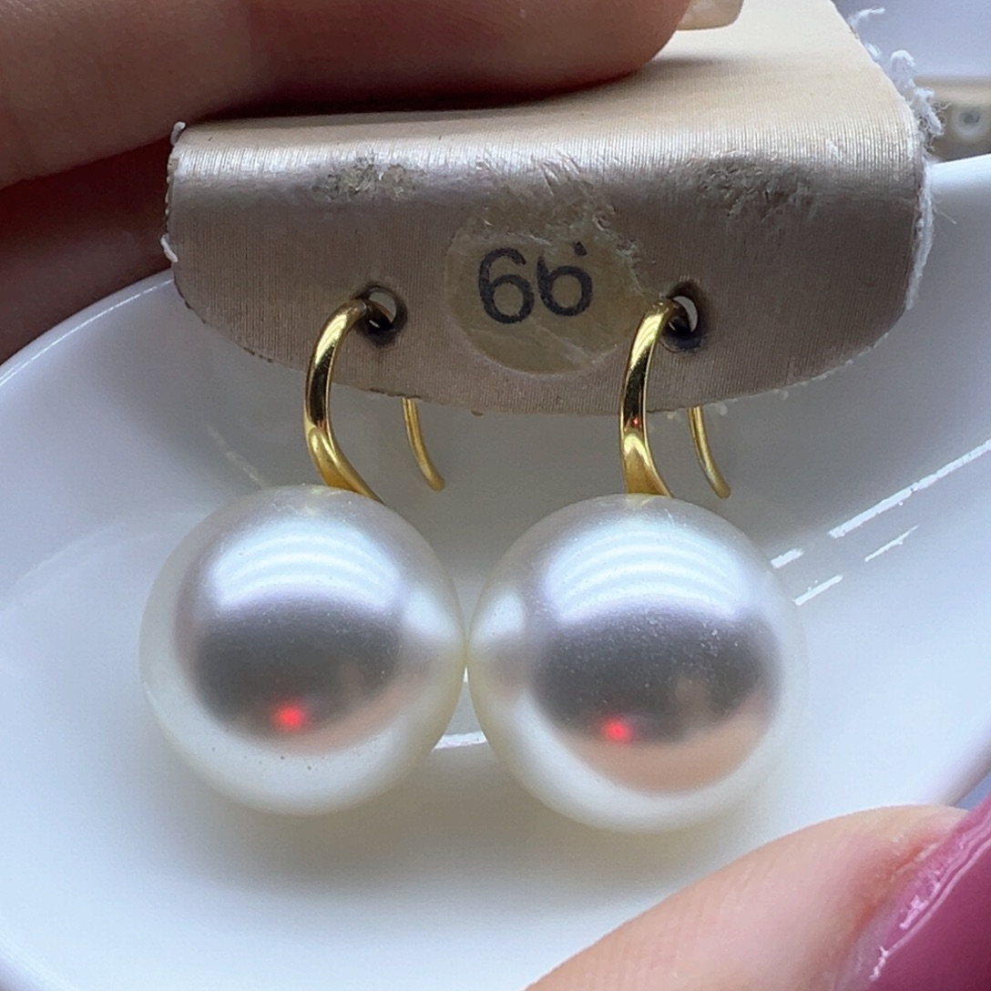 18K金镶嵌淡水珍珠耳饰