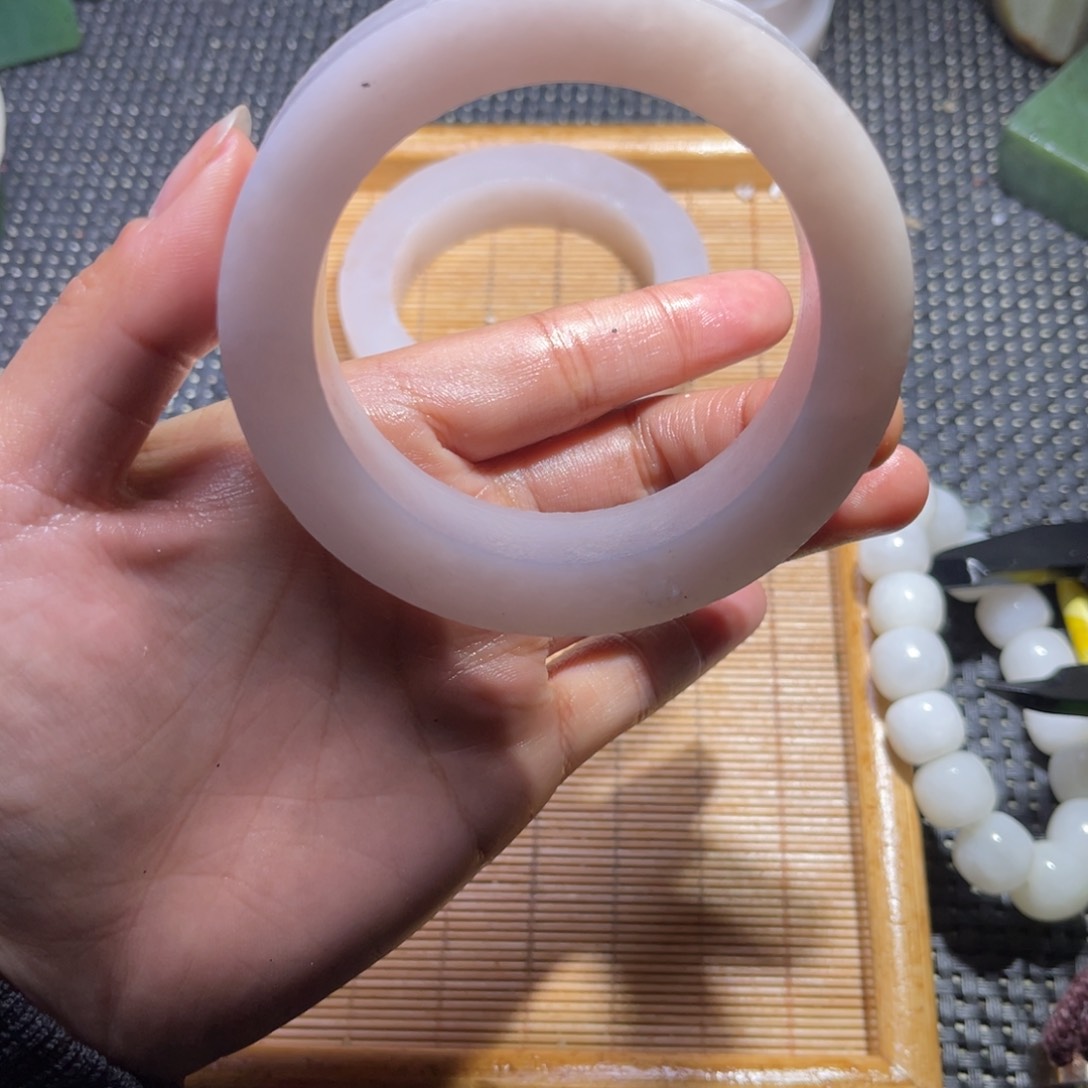 未镶嵌和田玉车挂好****