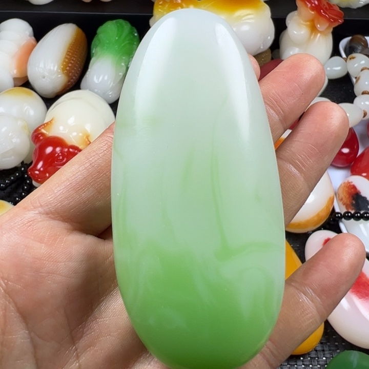 新疆戈壁五彩石金丝