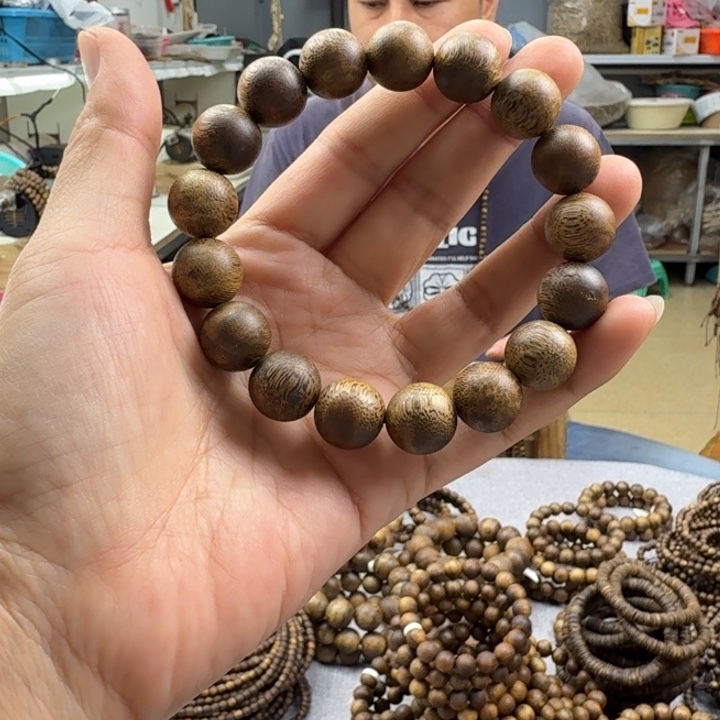 沉香手串13单圈12.9克