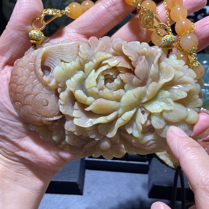 岫玉未镶嵌岫玉吊坠