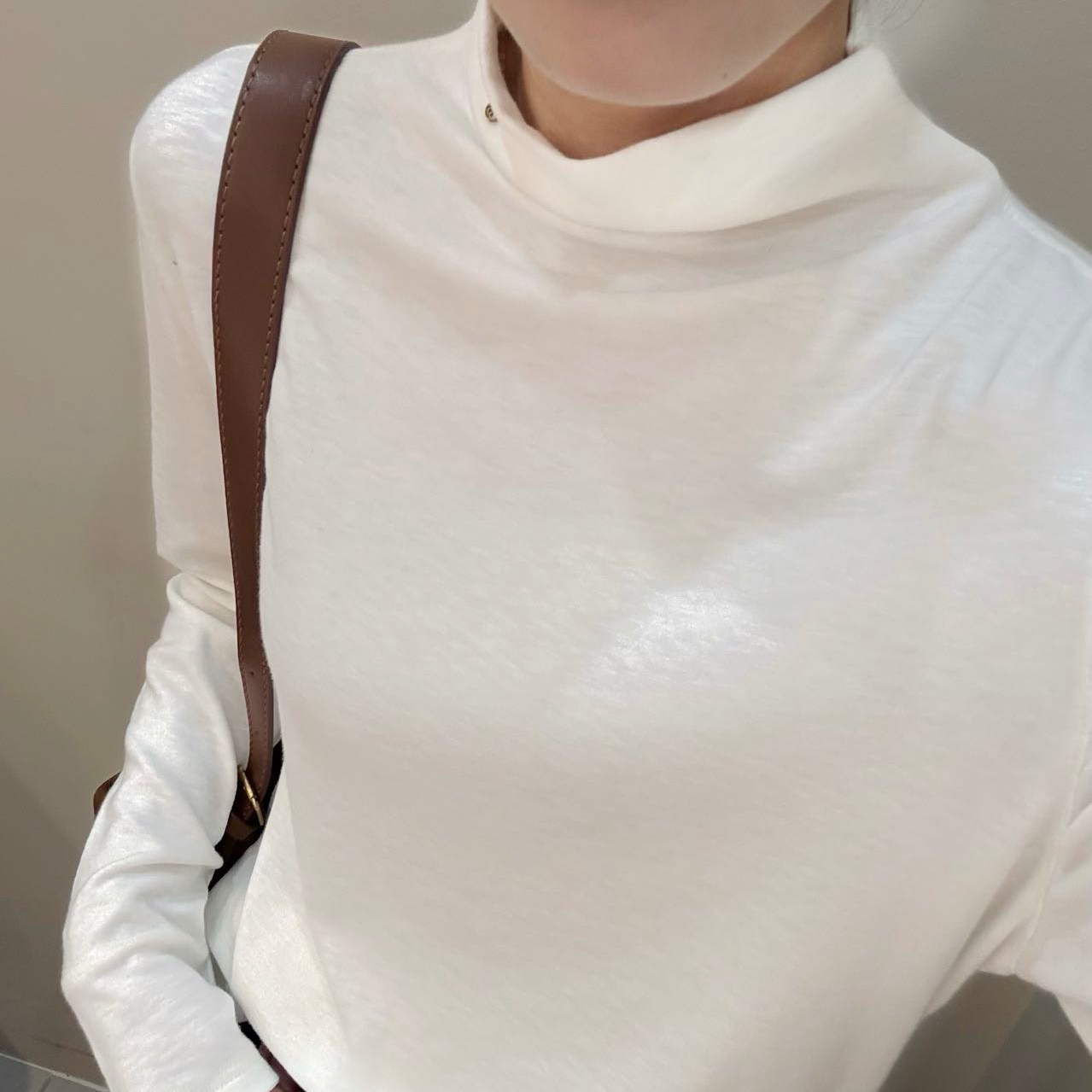 DMG冬季半高领长袖M字母扣T恤女加厚加绒显瘦内搭打底衫上衣3137