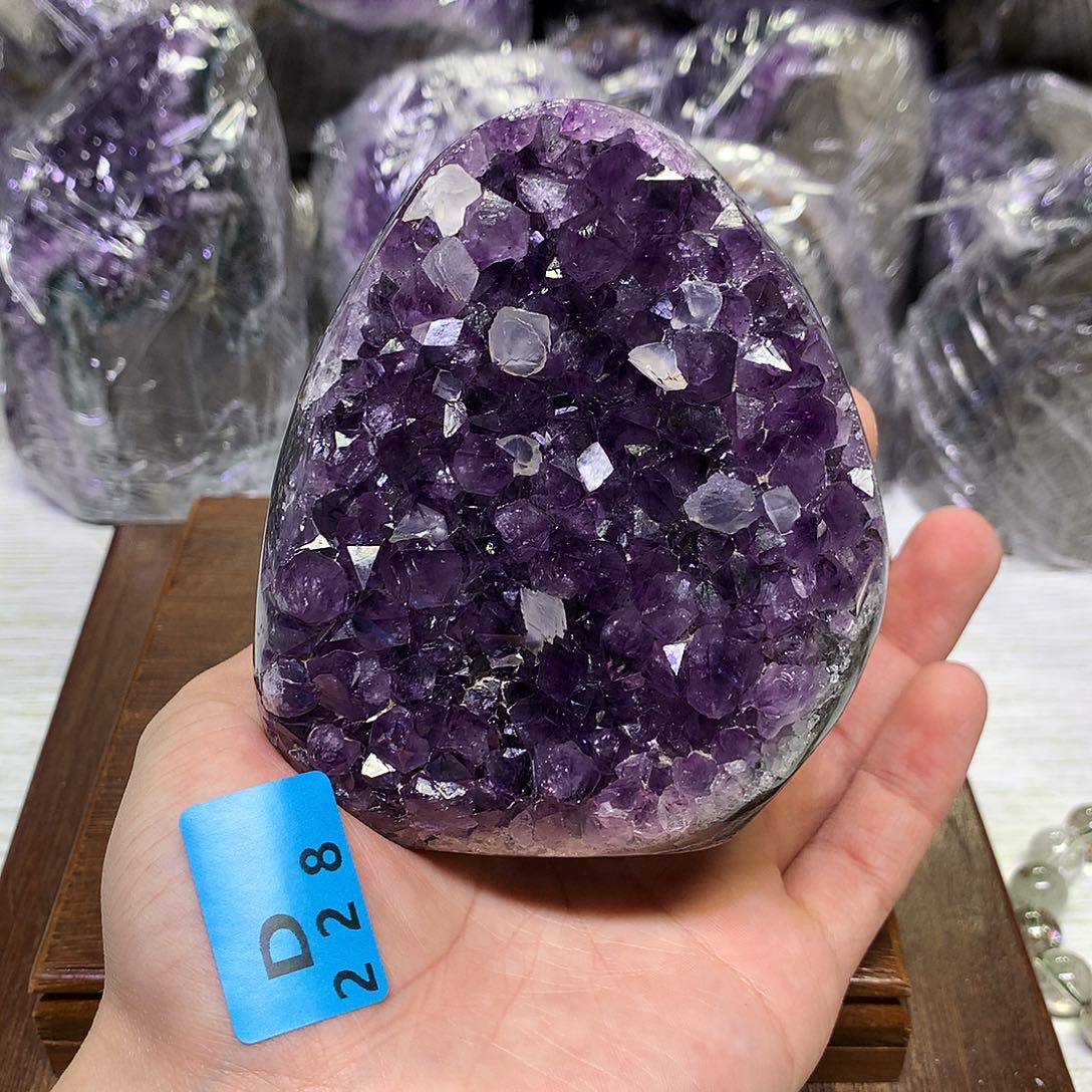 紫晶大型摆件（非配饰）未镶嵌