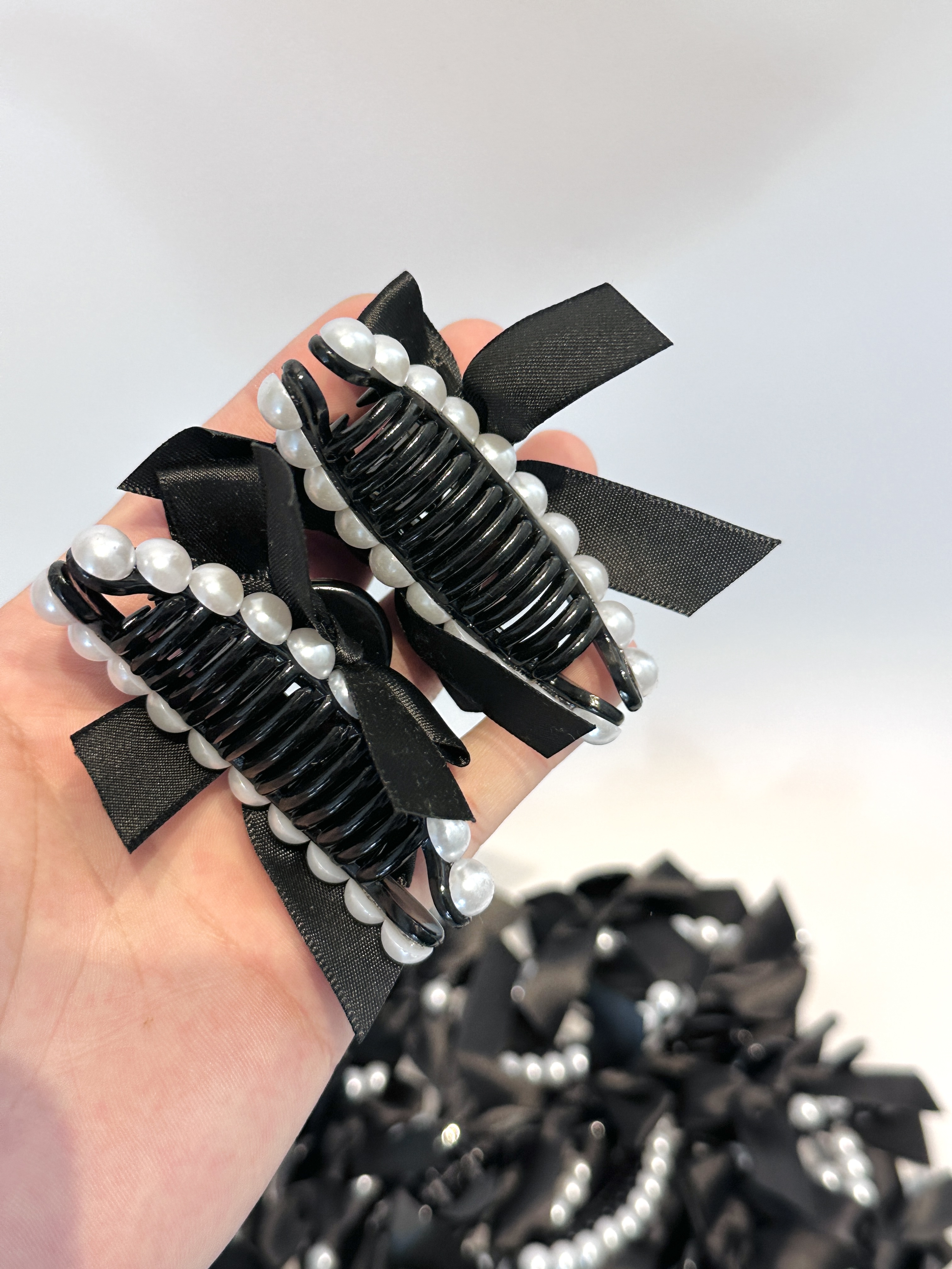 PlumLing纯欲风气质黑色简约珍珠发夹优雅