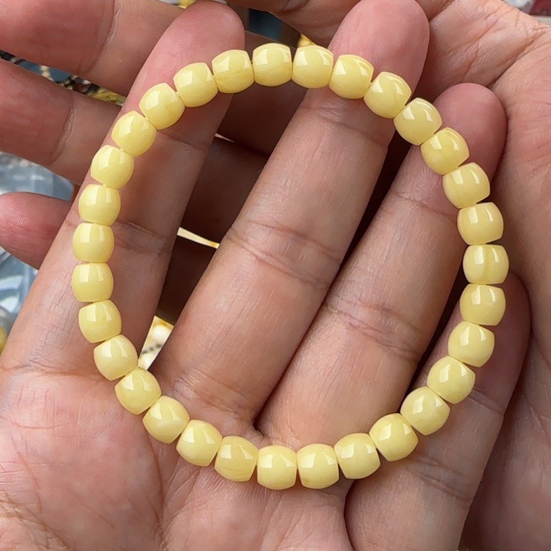 未镶嵌琥珀手链6.5咪