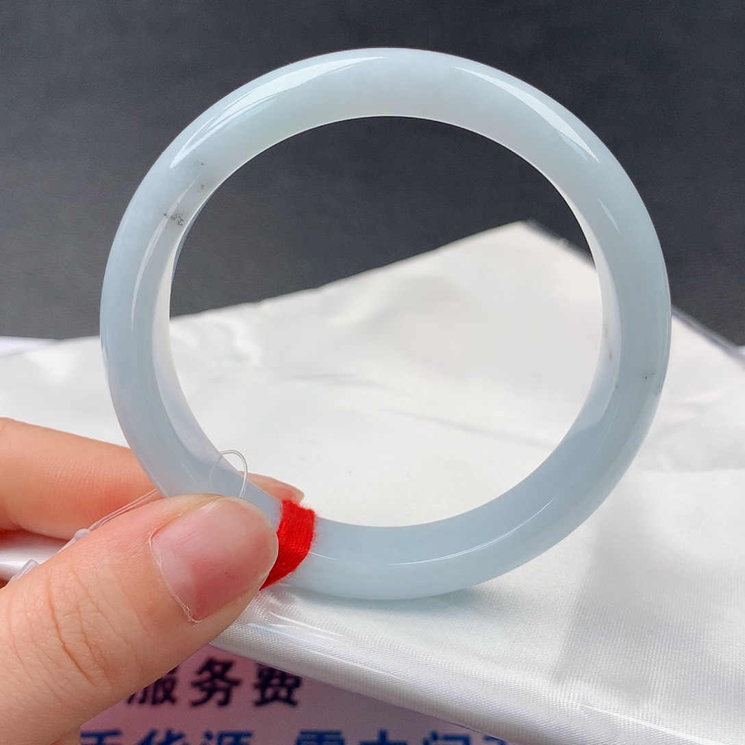 翡翠手镯未镶嵌75正55