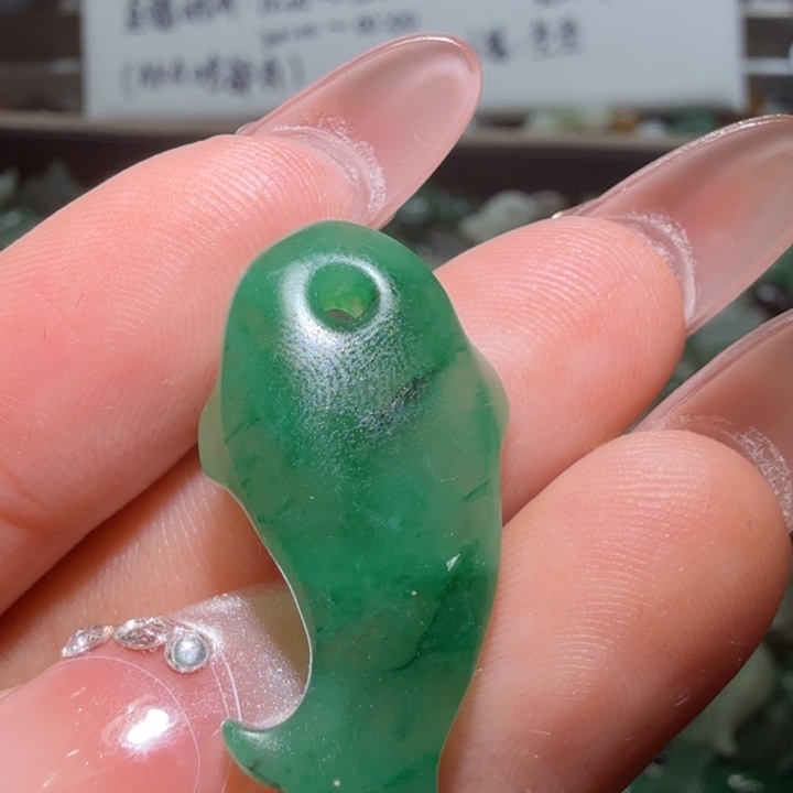 和田玉未镶嵌珠宝半成品