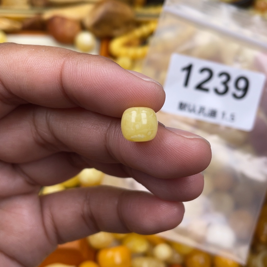 未镶嵌蜜蜡珠宝奇石粉9