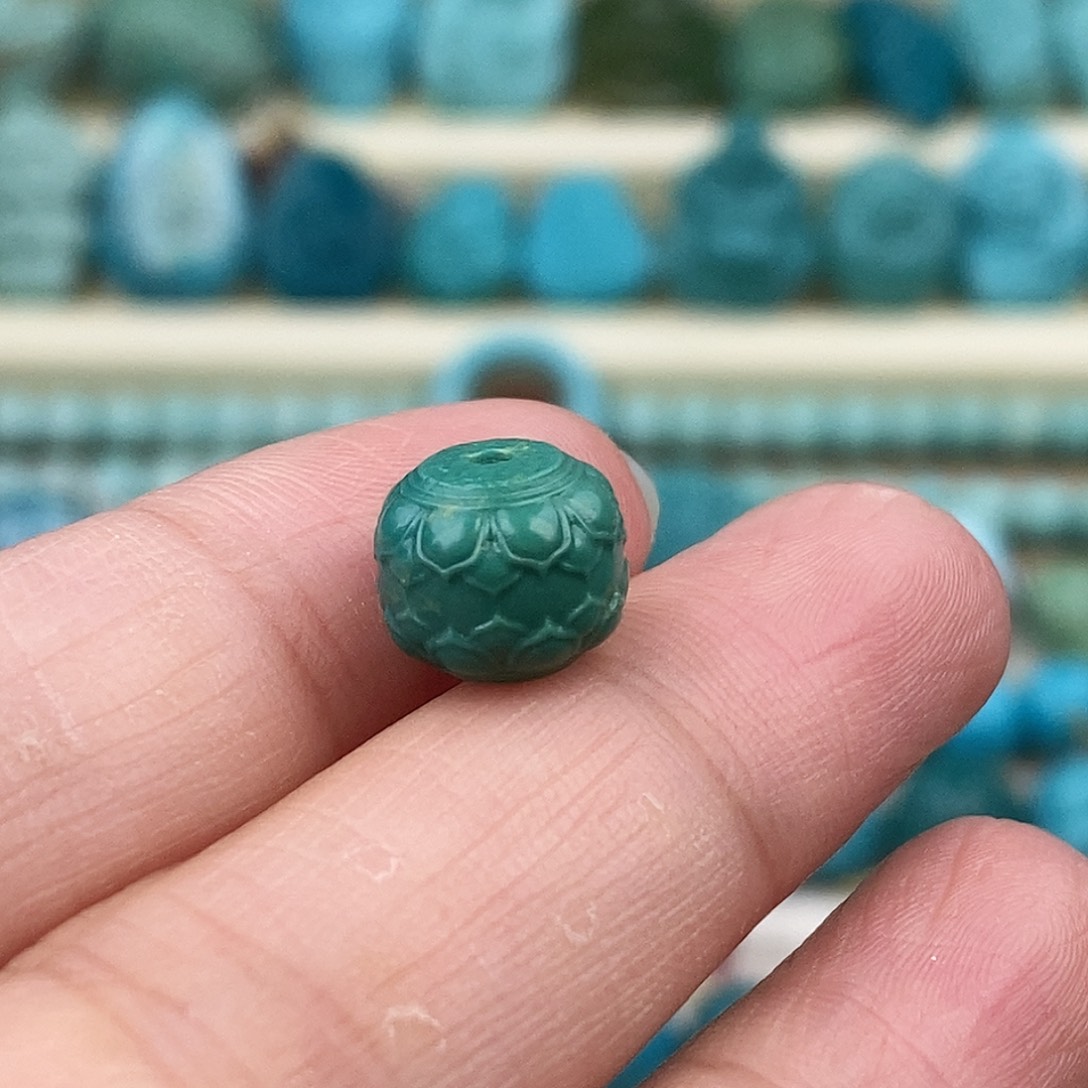 未镶嵌绿松石珠宝奇石9