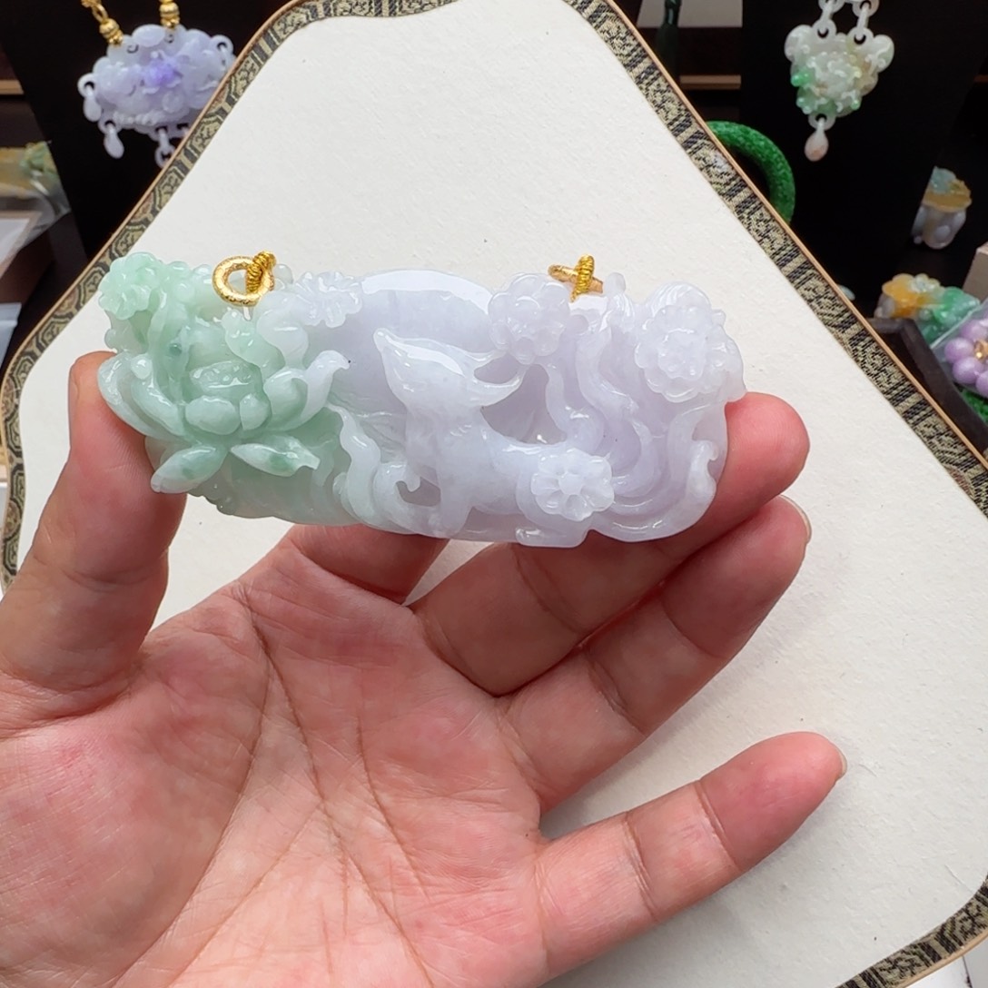 翡翠未镶嵌颈饰仿古