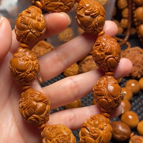 橄榄核吊坠用****6八方财神