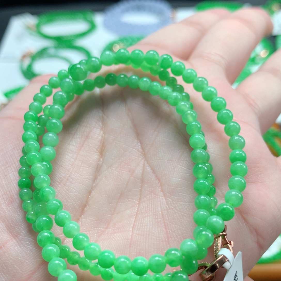 翡翠未镶嵌手链翡翠