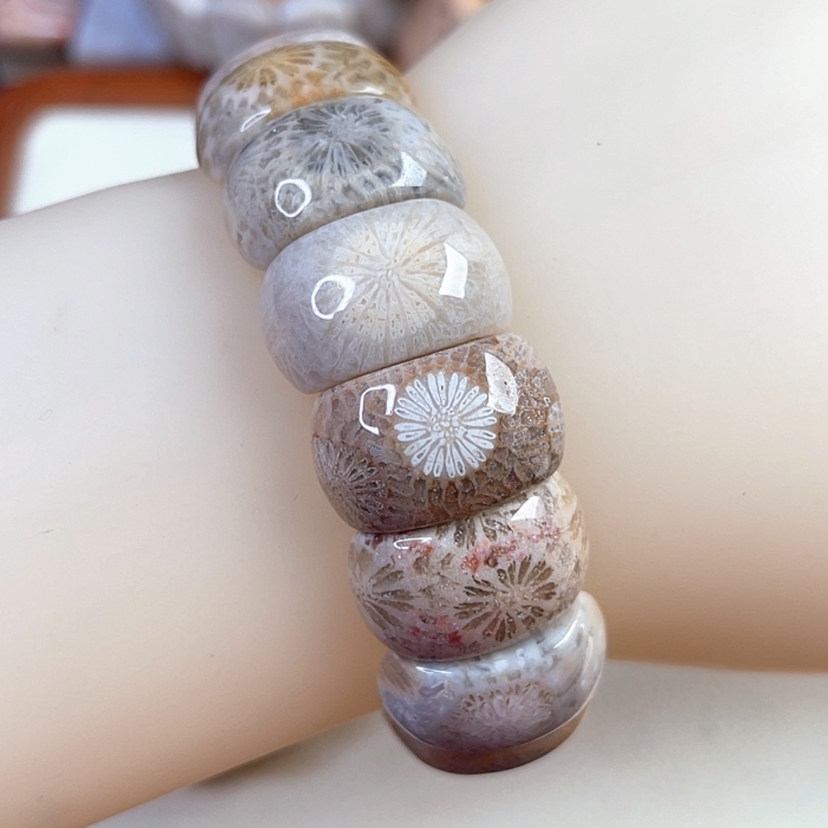 【闪购商品】硅化玉手镯未镶嵌