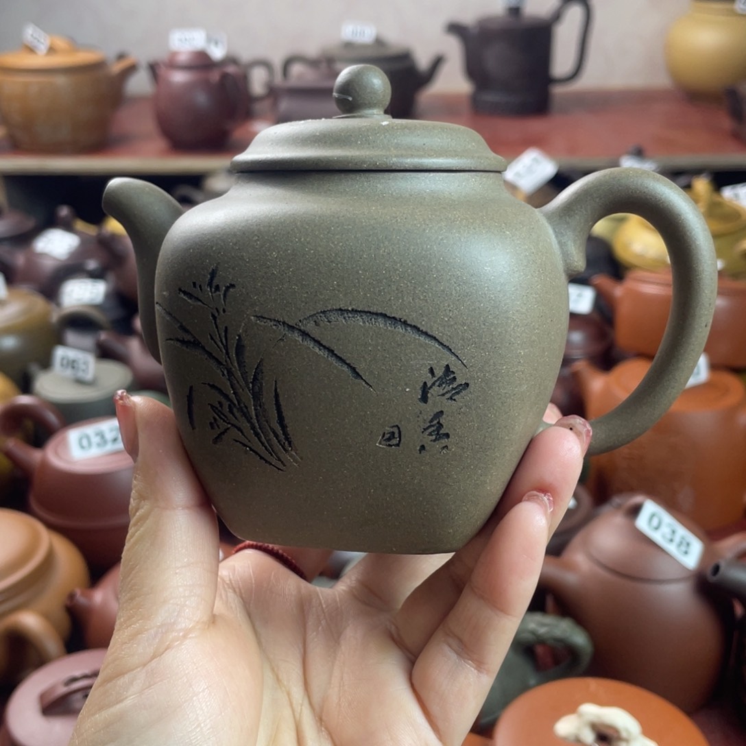 然***室宜兴紫砂壶微瑕疵