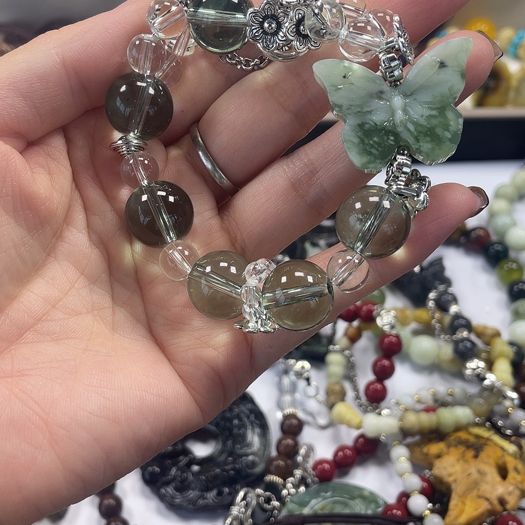 蛇纹石玉合金颈饰