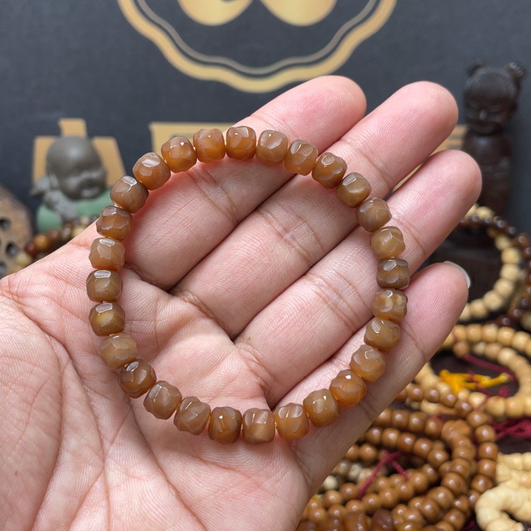 好***硬龙眼菩提吊坠龙脊菩提8*7无相手串新料玉化无科技