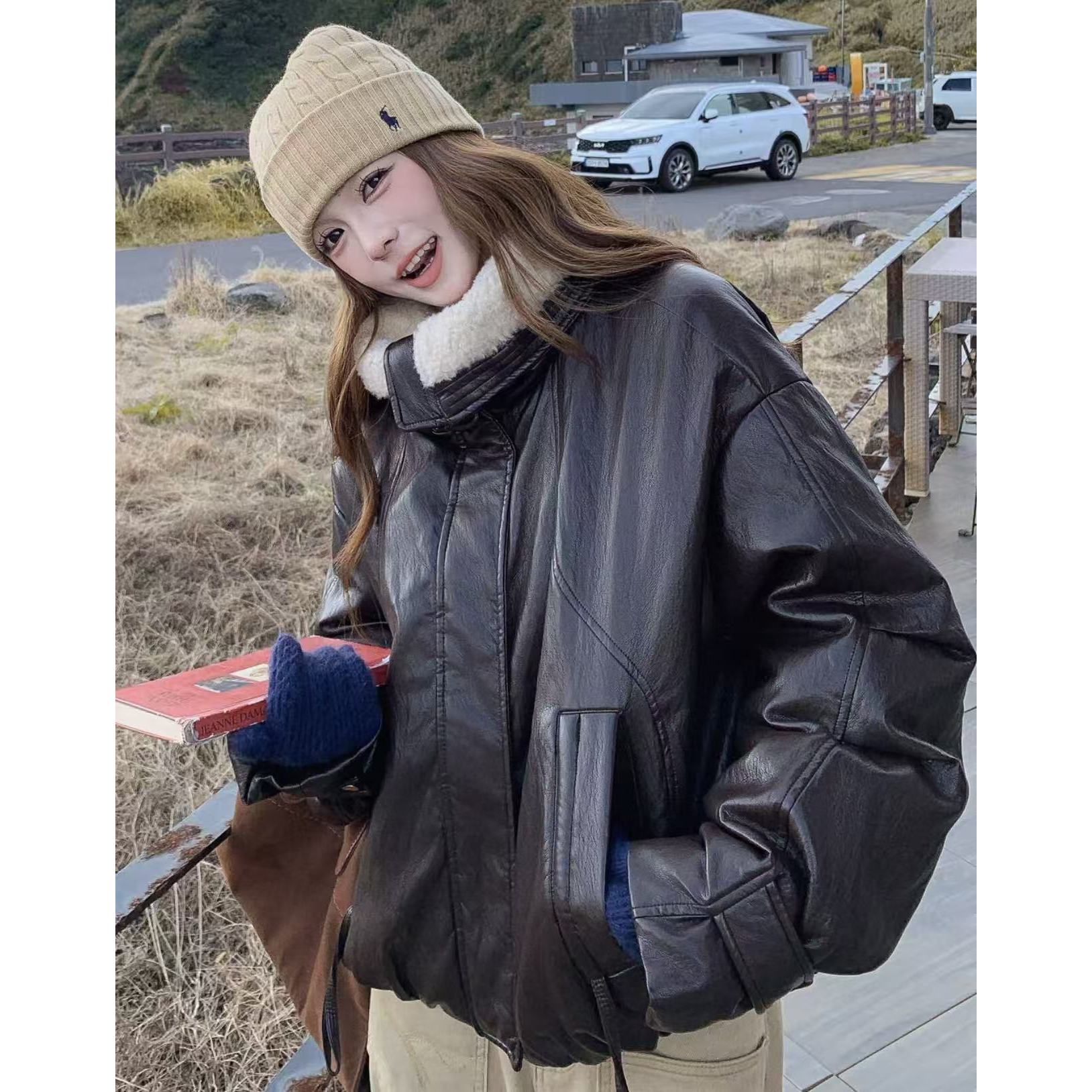 【主播推荐】女士加绒口袋抽绳皮衣12489