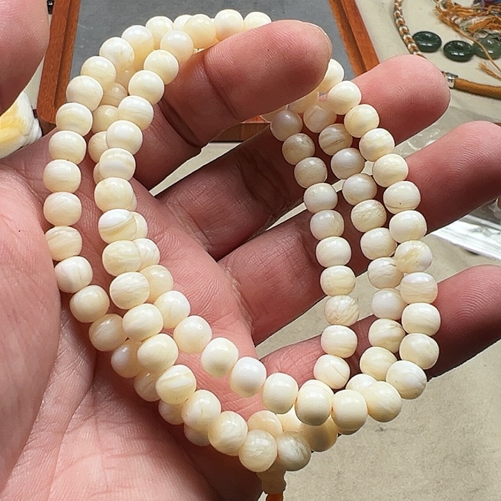 白玉菩提吊坠黄色2606