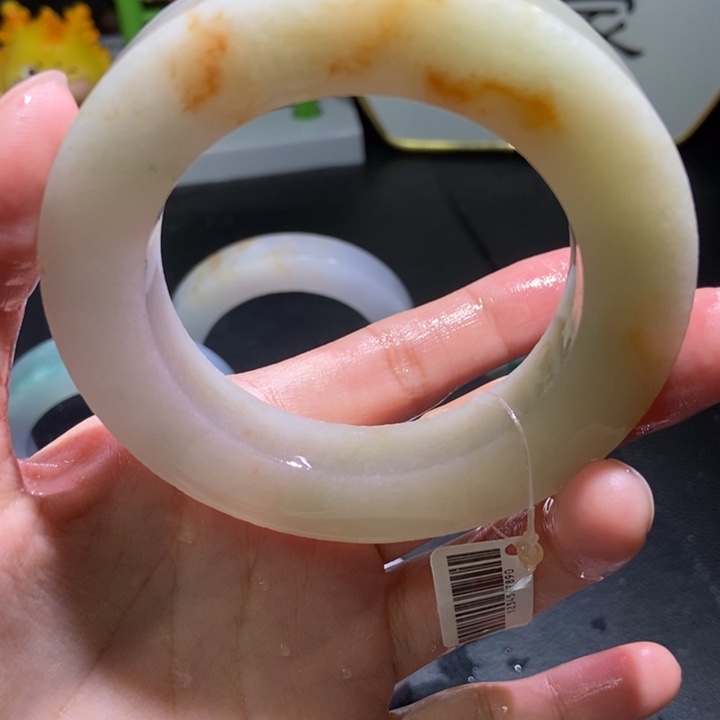 定制翡翠未镶嵌手镯定制