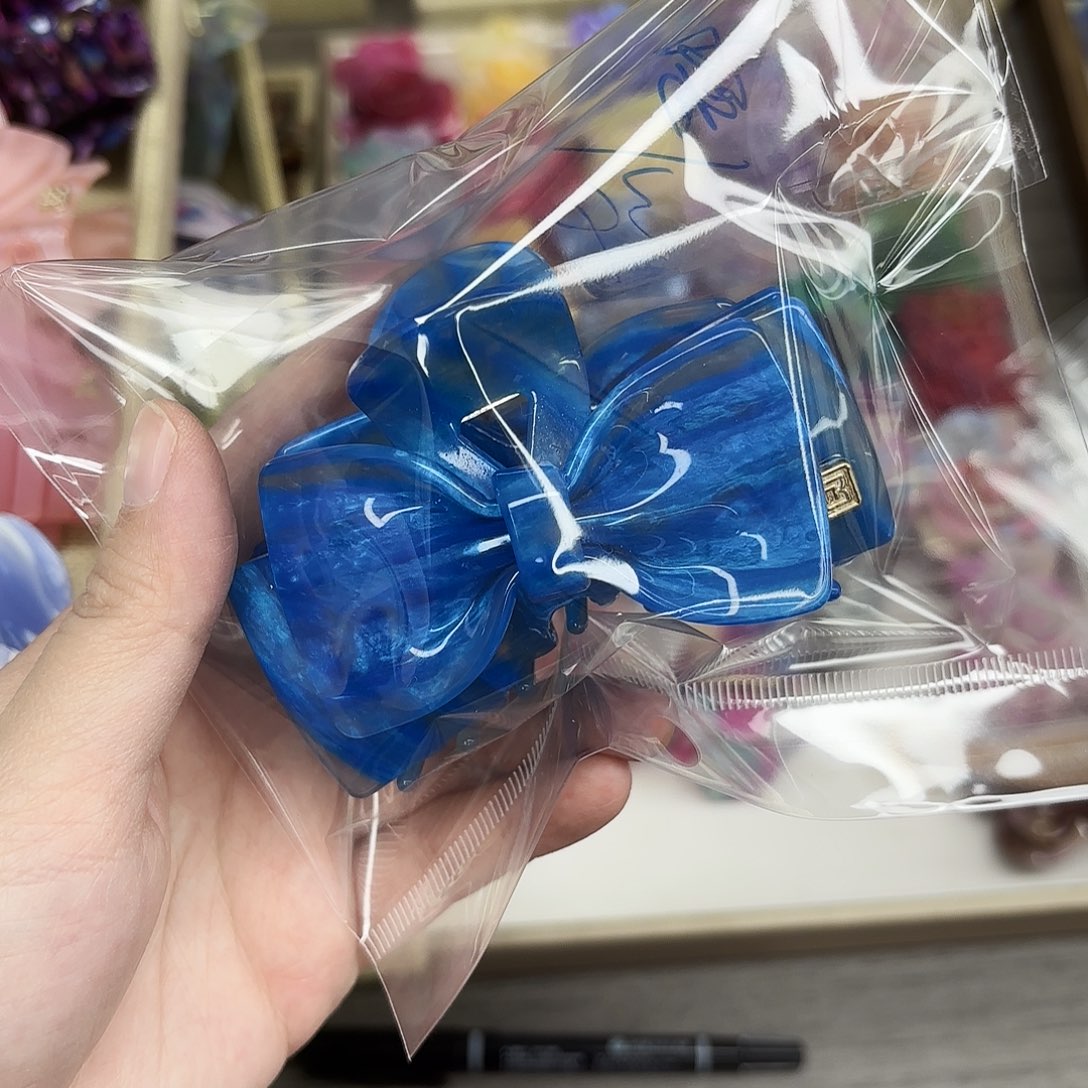 皮质铁合金醋酸抓夹