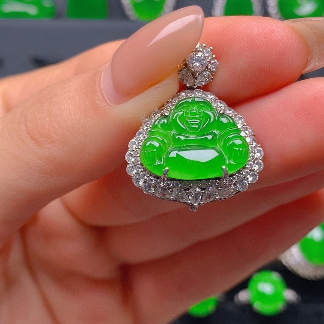 颈饰银S925镶嵌翡翠