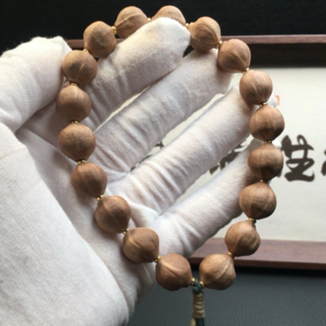 橄榄核素核蜜桃臀手串