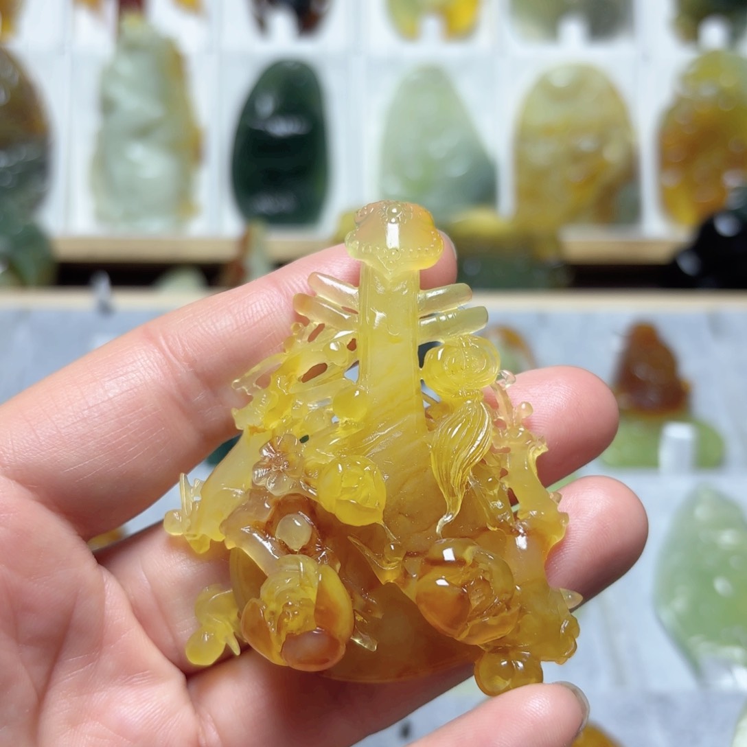 蛇纹石玉吊坠(不含链)未镶嵌