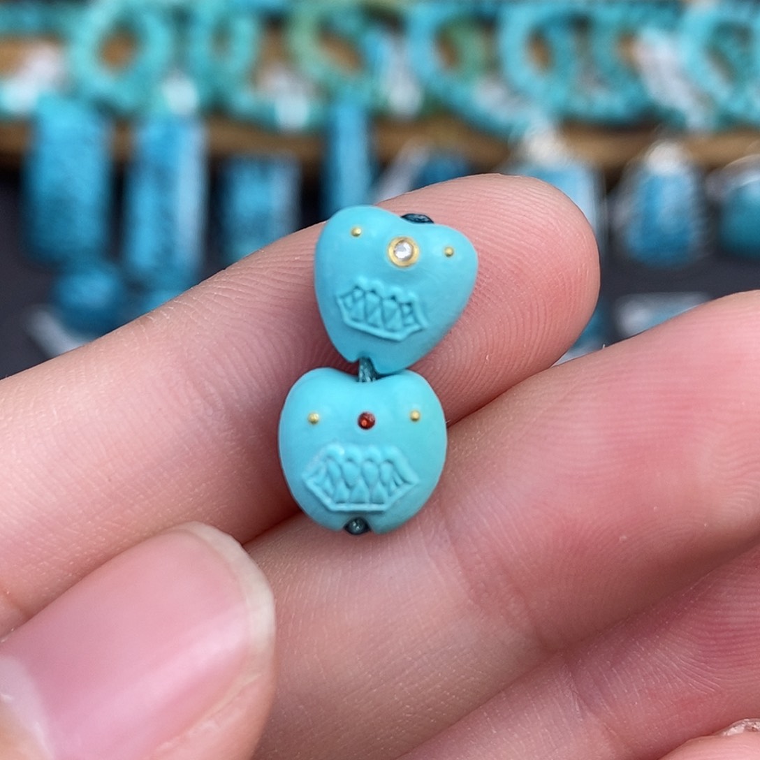 绿松石雕刻未镶嵌