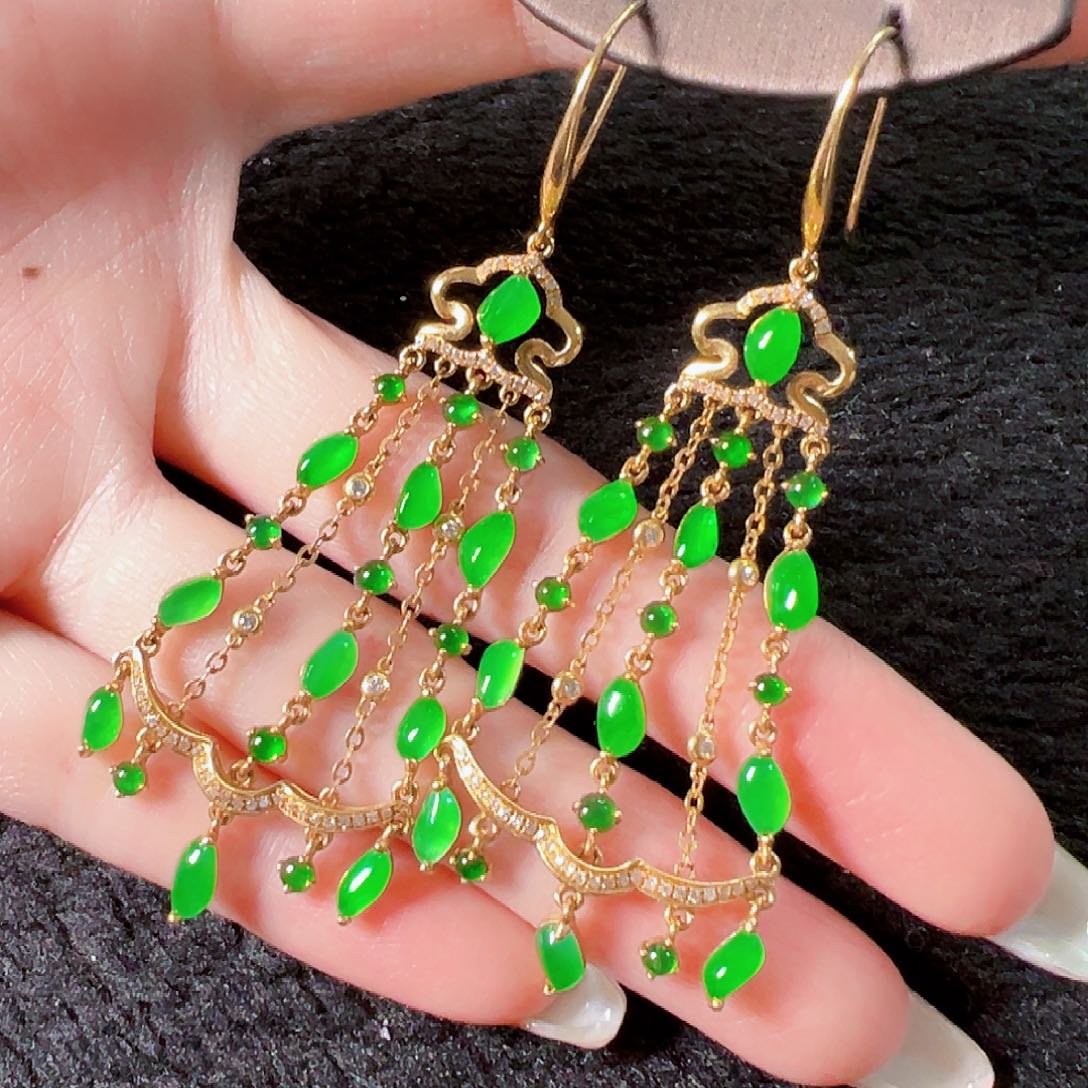 翡翠18K金镶嵌耳饰签收后24小时鉴赏期，过时不退