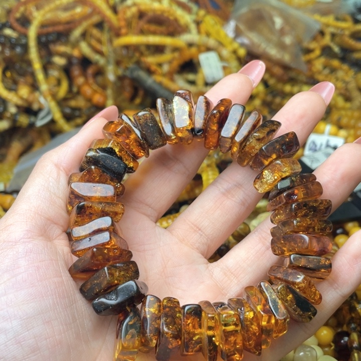 琥珀未镶嵌珠宝奇石