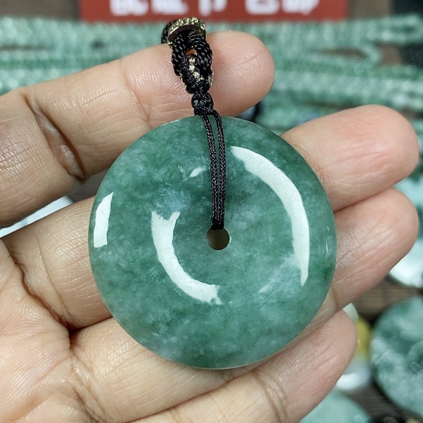 【闪购商品】翡翠颈饰未镶嵌玉吊坠翡翠玉平安扣