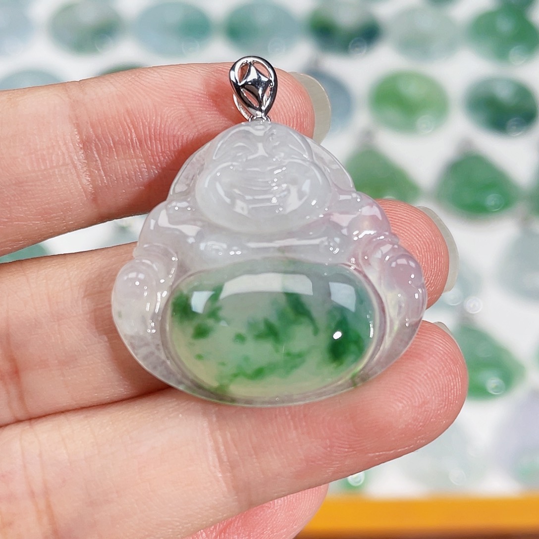 颈饰18K金镶嵌翡翠吊坠