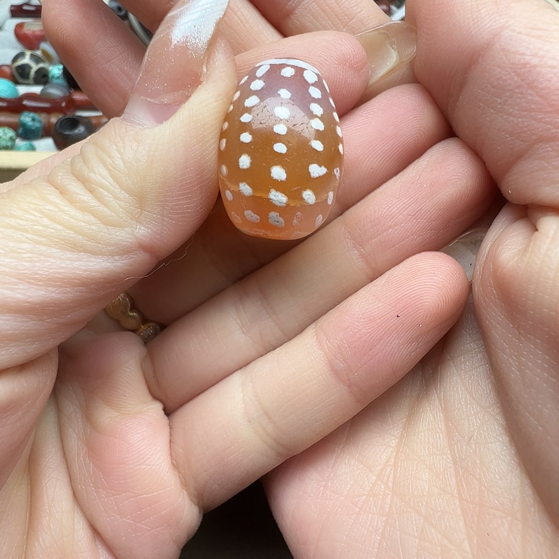 熟***人玛瑙/玉髓未镶嵌珠宝半成品