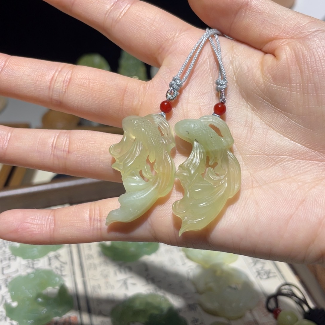 岫玉未镶嵌颈饰颈饰8