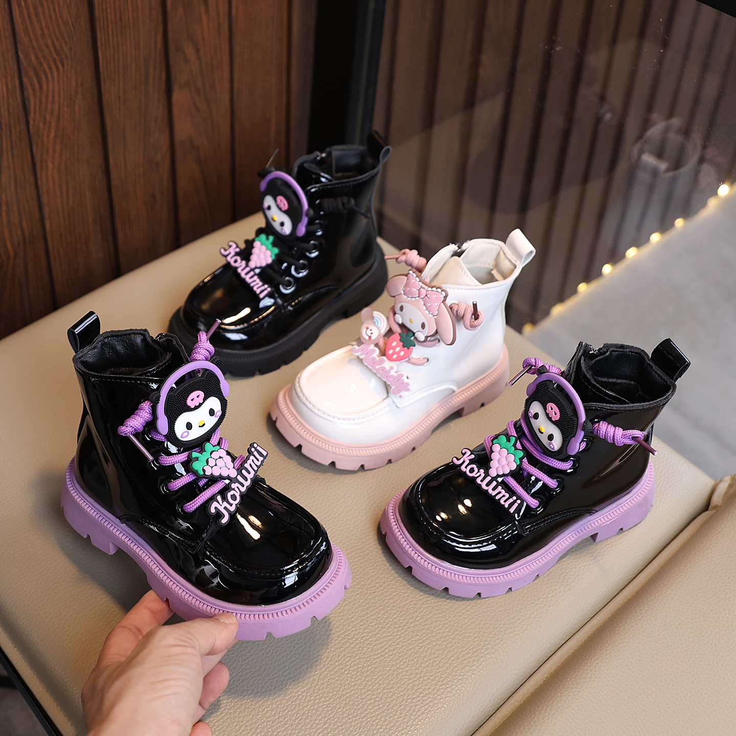 美乐蒂女童靴子秋冬2025新款儿童时尚韩版马丁靴女孩皮靴宝宝短靴