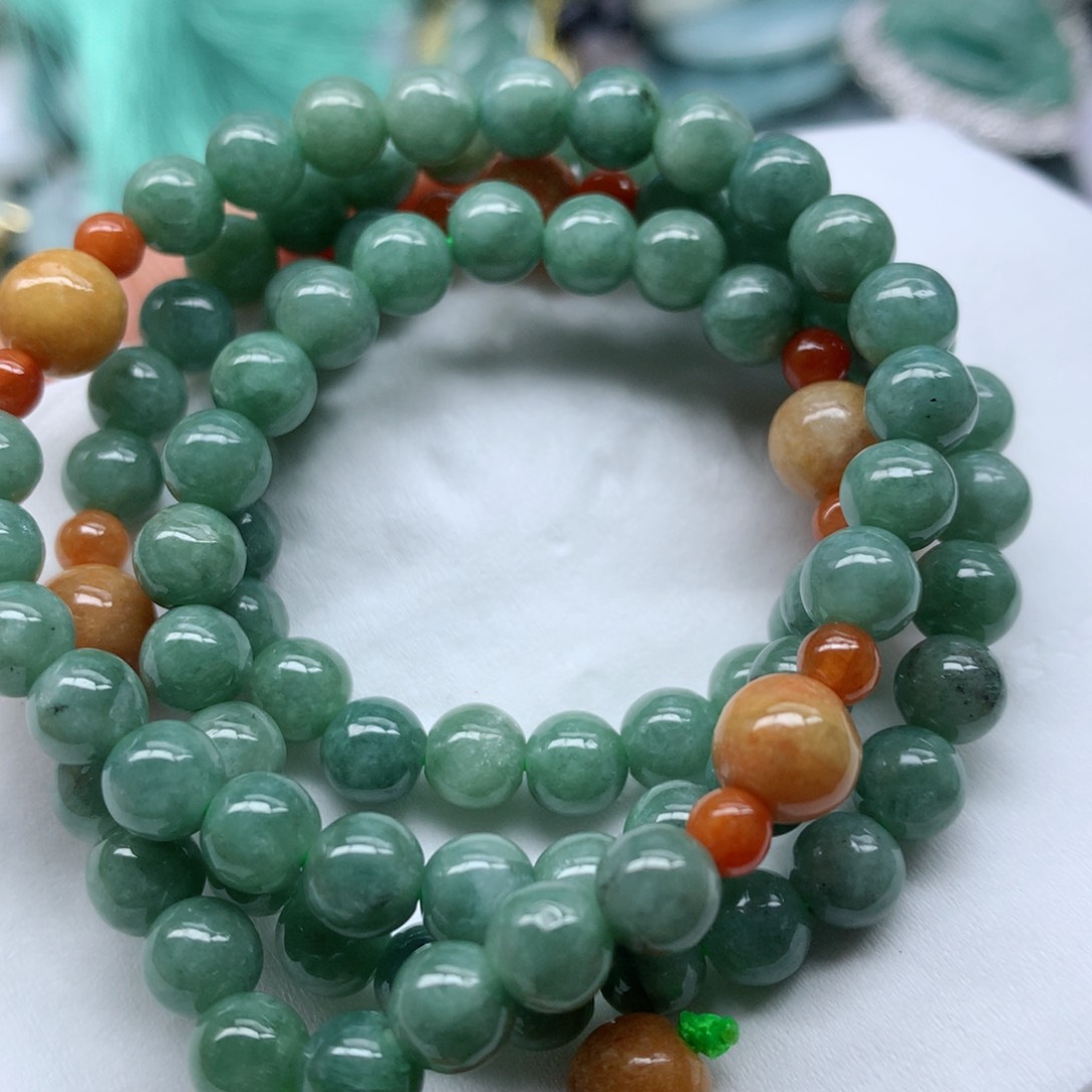 翡翠颈饰未镶嵌吊坠