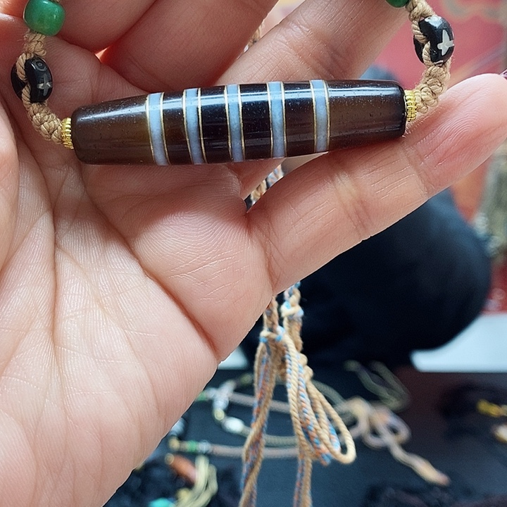 玛瑙/玉髓颈饰合金