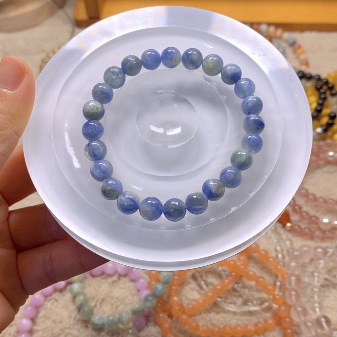 颈饰未镶嵌水晶，