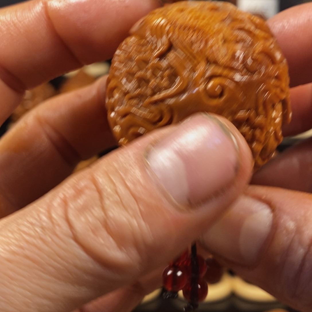 橄榄核吊坠魚*正圆龙球单颗111111