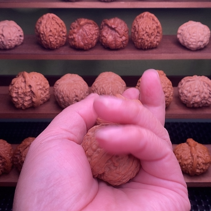 ****1吊坠文玩核桃全品无修磨盘