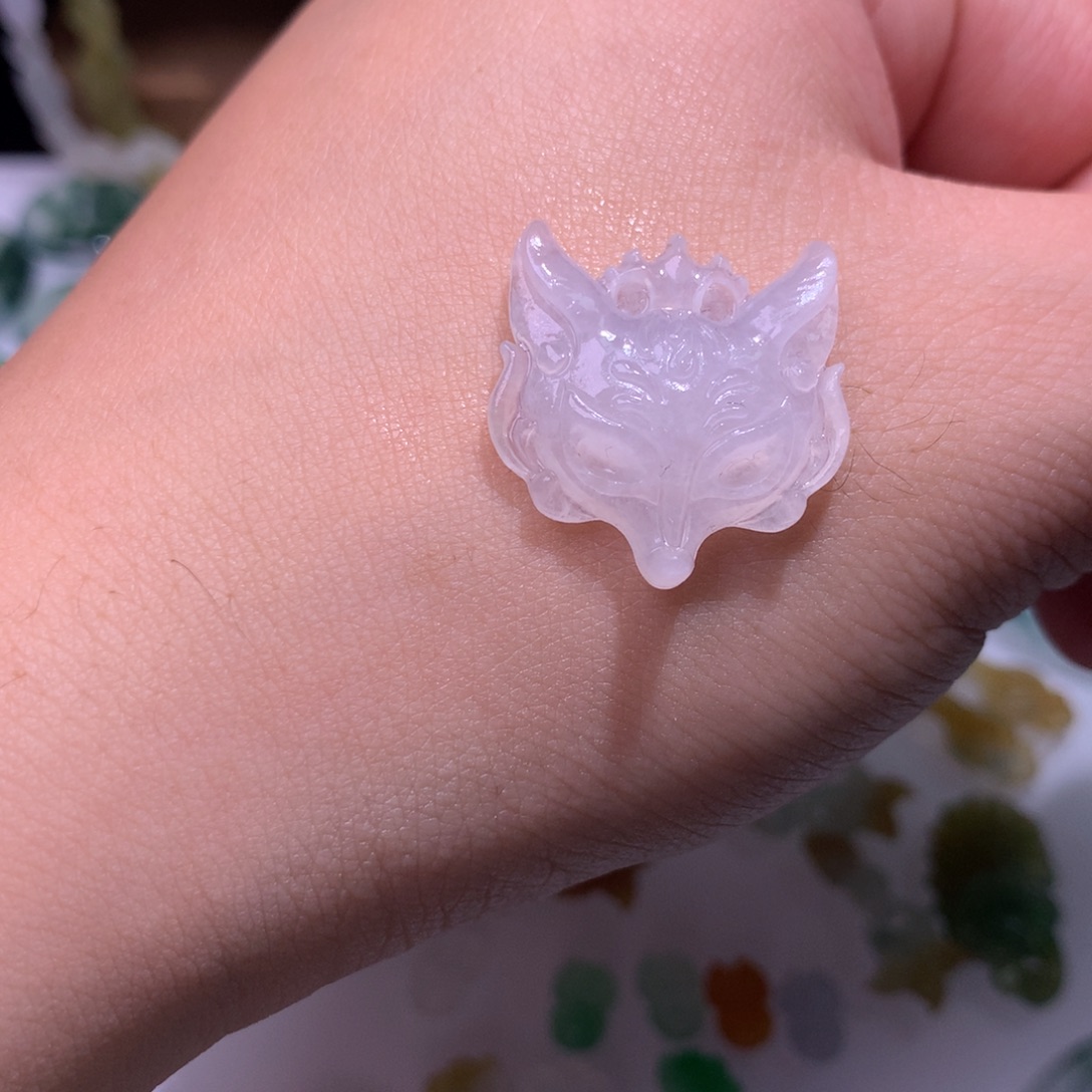 珍***娜定制翡翠未镶嵌毛货