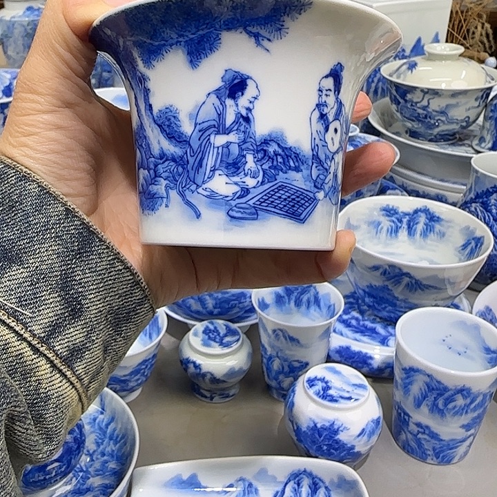 你在家等到现在都不知道怎么办