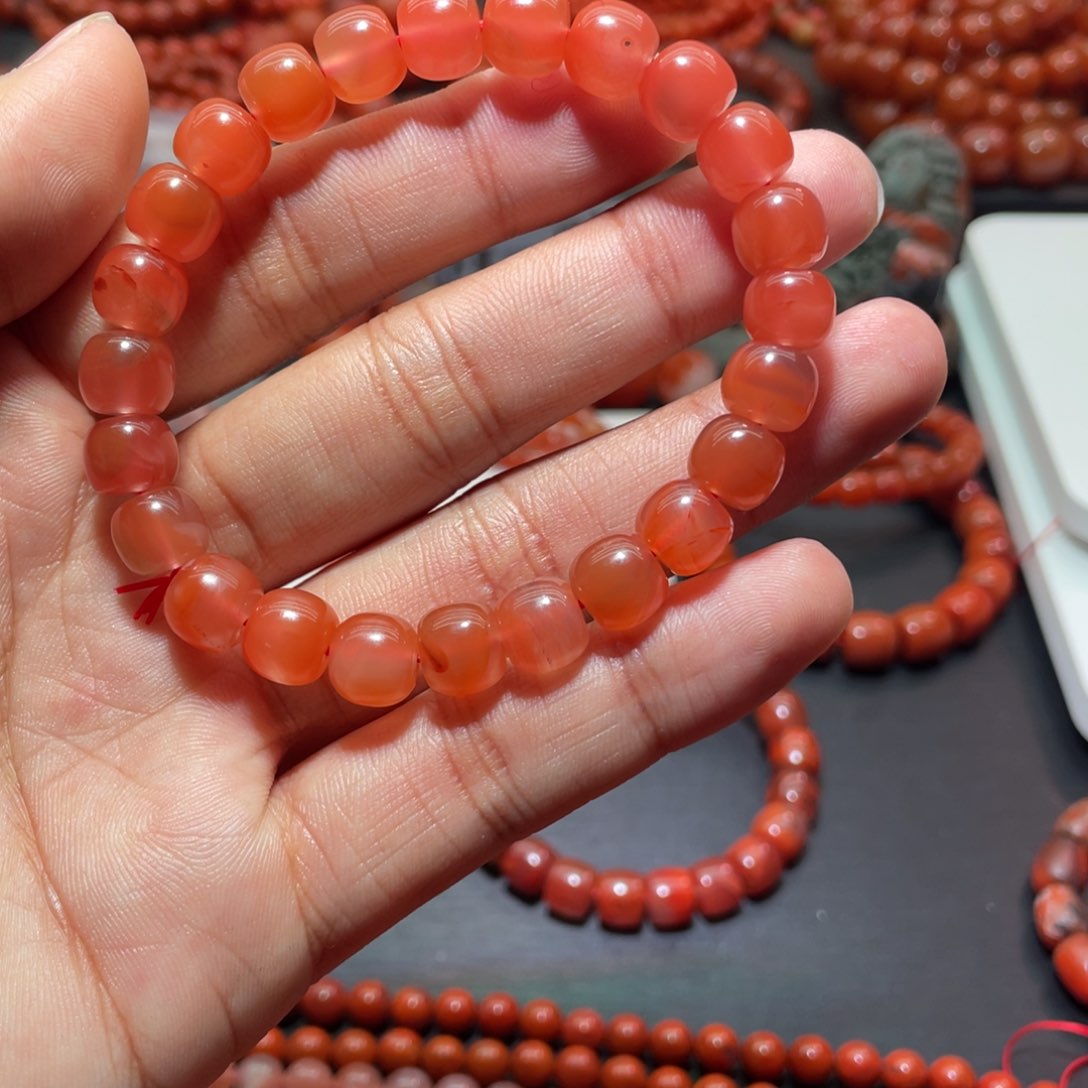 南红玛瑙手链未镶嵌