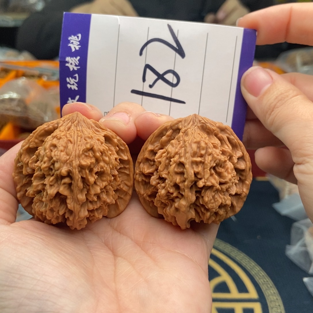 文玩核桃吊坠43满天星