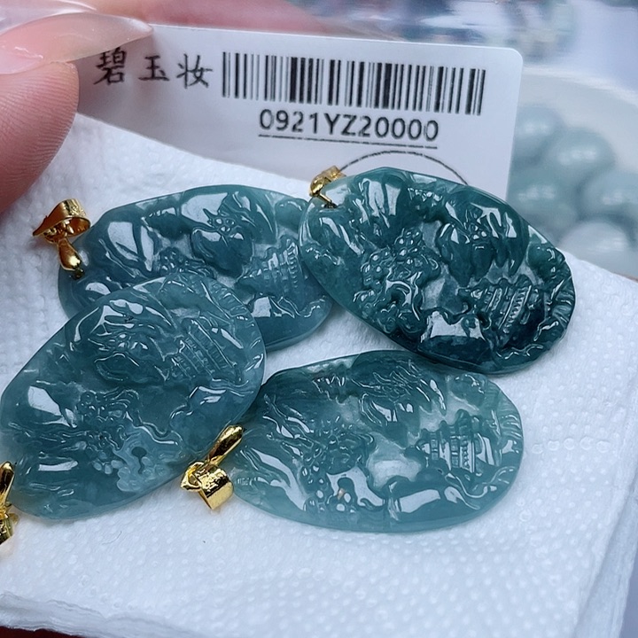 吊坠(不含链)未镶嵌翡翠
