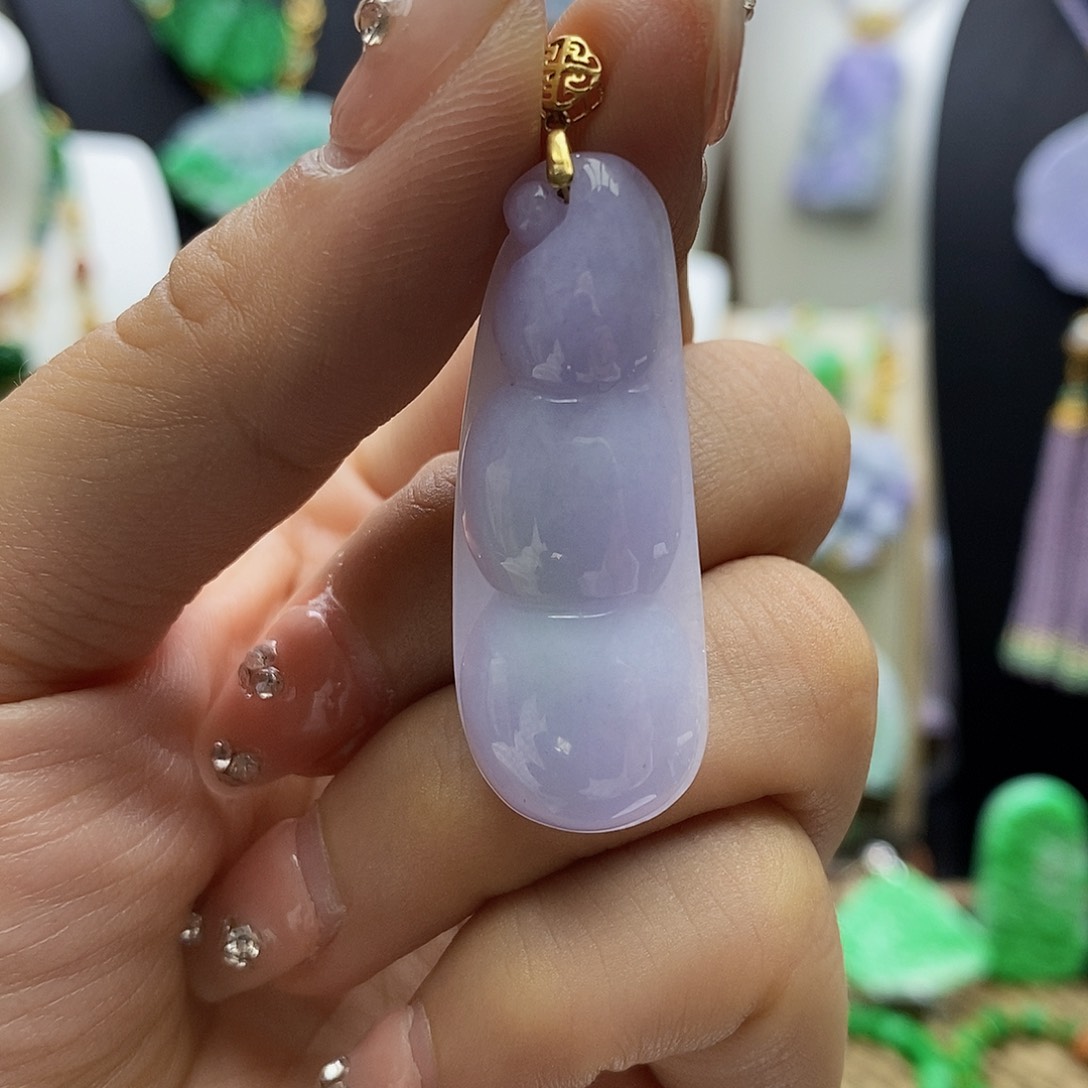 翡翠颈饰未镶嵌天然