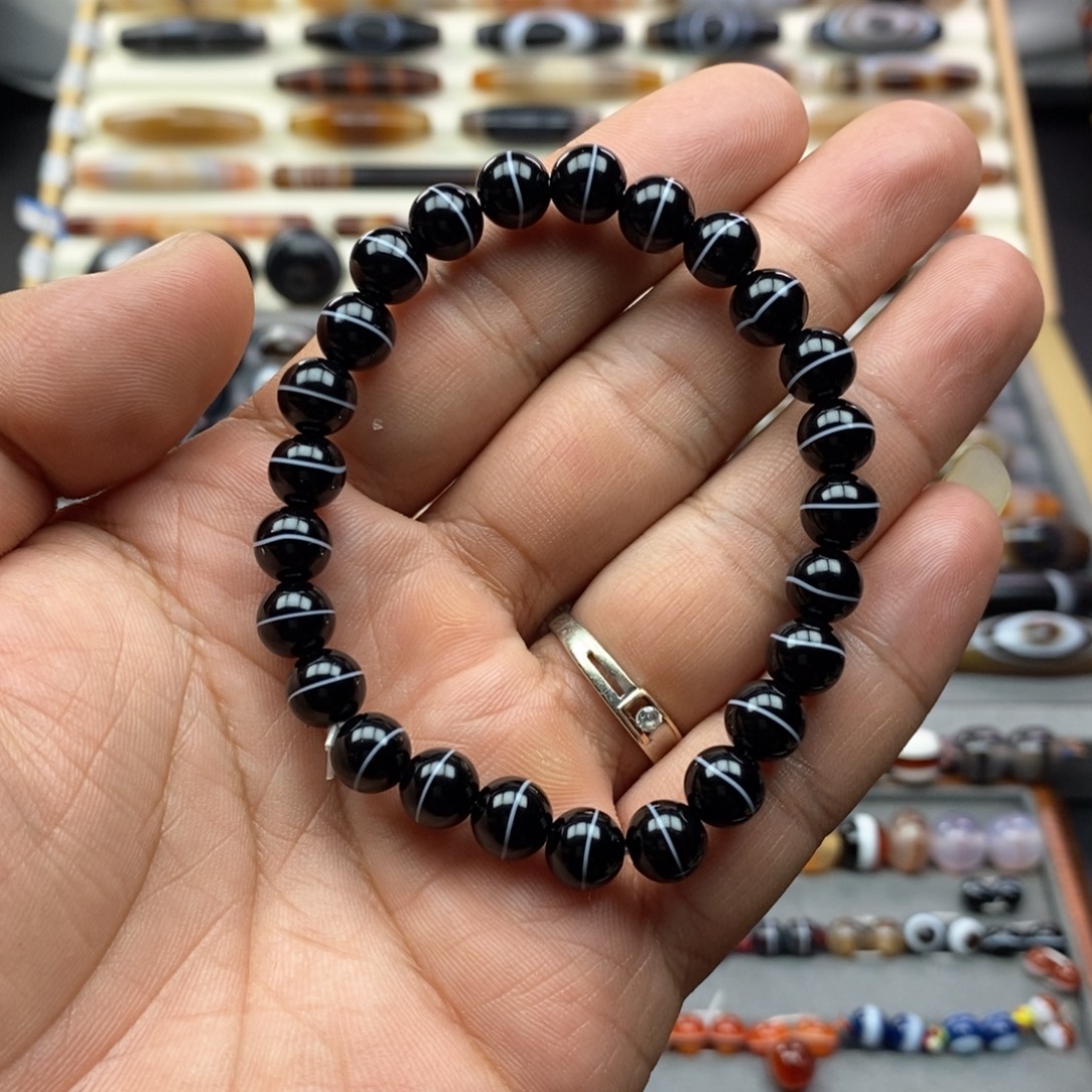 @***尹未镶嵌颈饰玛瑙/玉髓